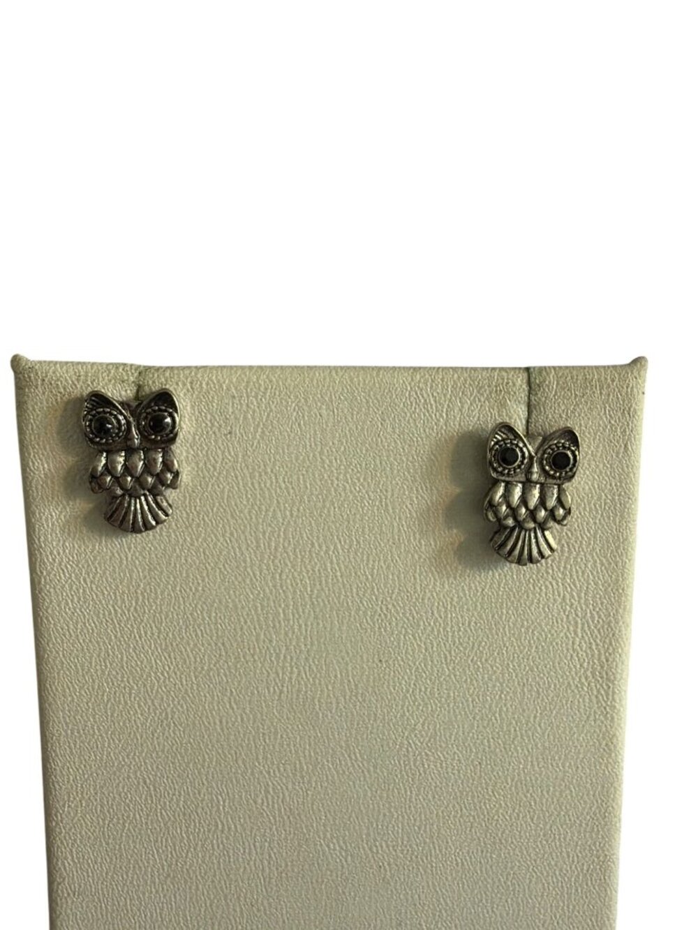 Owl Shaped Silver Tone Stud Earrings Black Rhinestone Eyes Textured Bird .5"